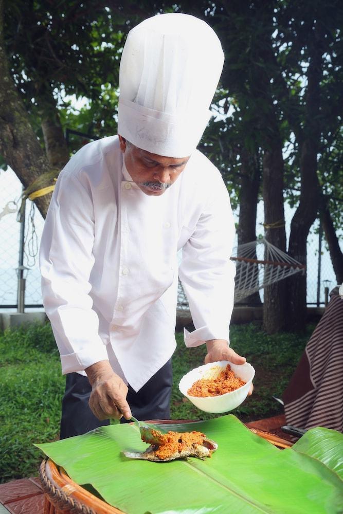 Saro Lake County Kumarakom Kültér fotó