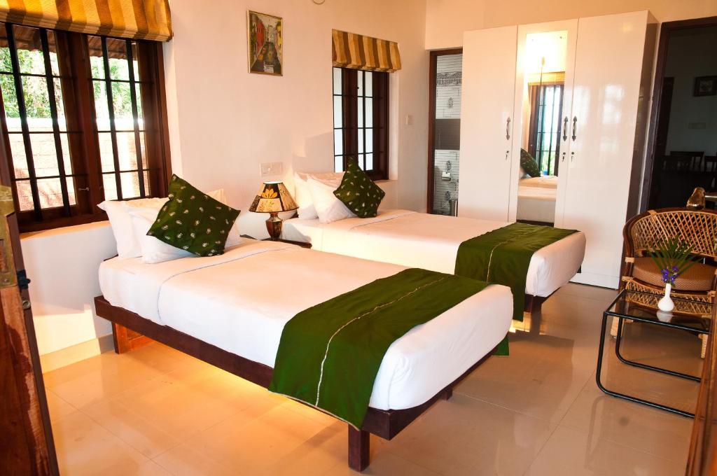 Saro Lake County Kumarakom Szoba fotó