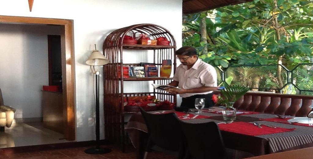 Saro Lake County Kumarakom Kültér fotó