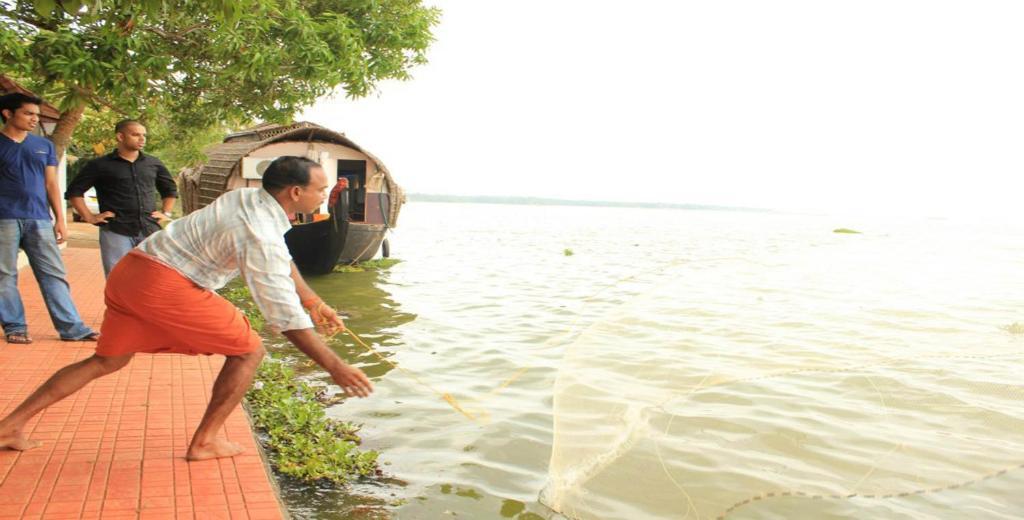 Saro Lake County Kumarakom Kültér fotó