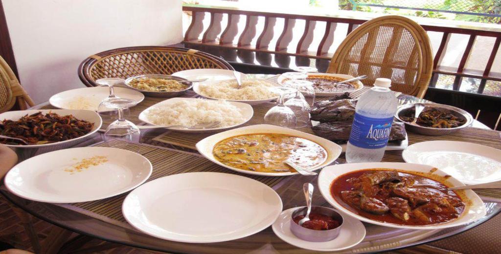 Saro Lake County Kumarakom Kültér fotó
