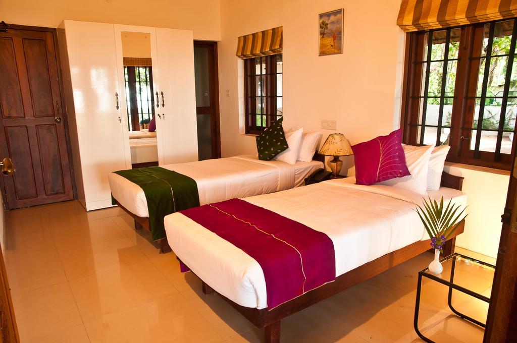 Saro Lake County Kumarakom Kültér fotó